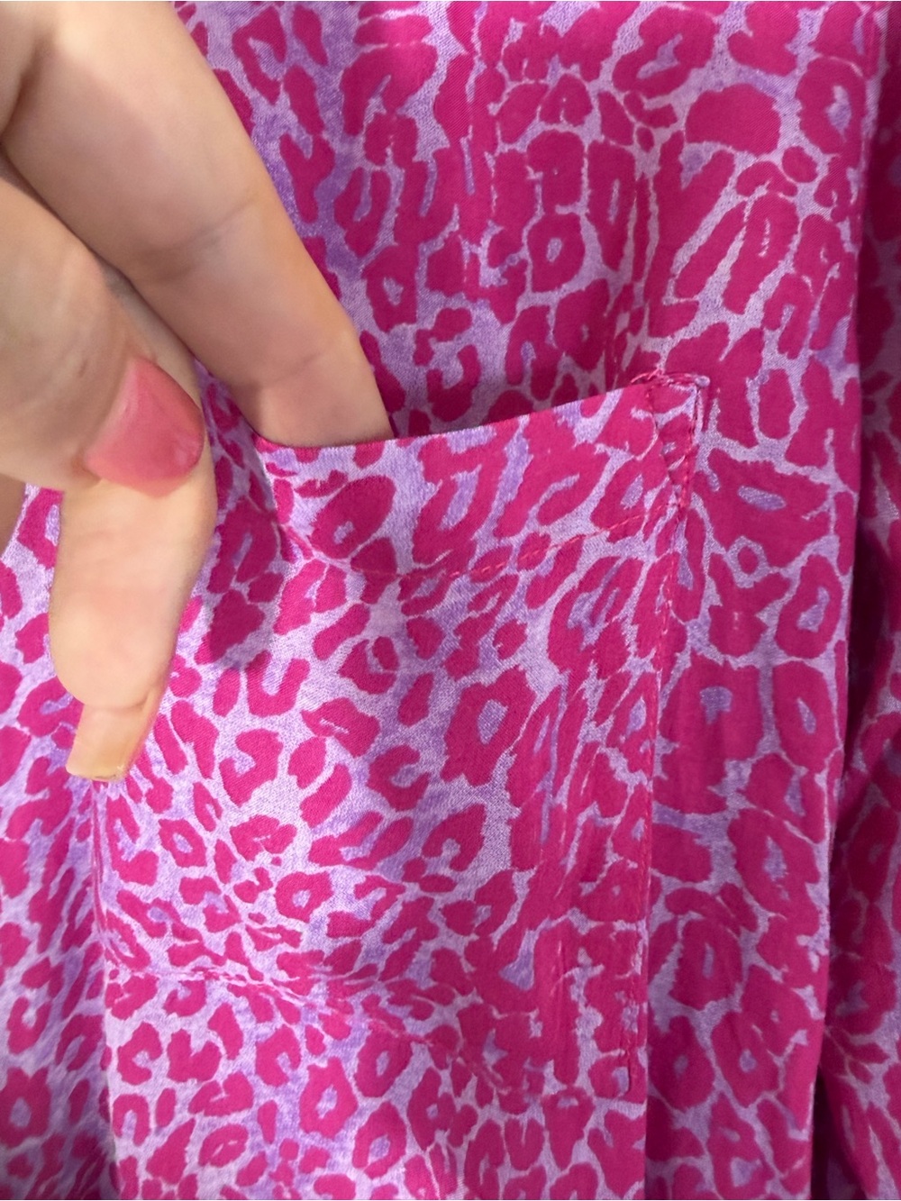 Rails Josephine Pink Leopard Print Button Down Shirt Size S Rayon Blouse - Picture 6 of 10